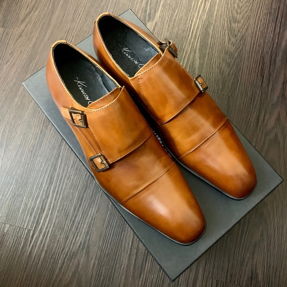 Kenneth Cole Other - Kenneth Cole Regal Bearing Cognac